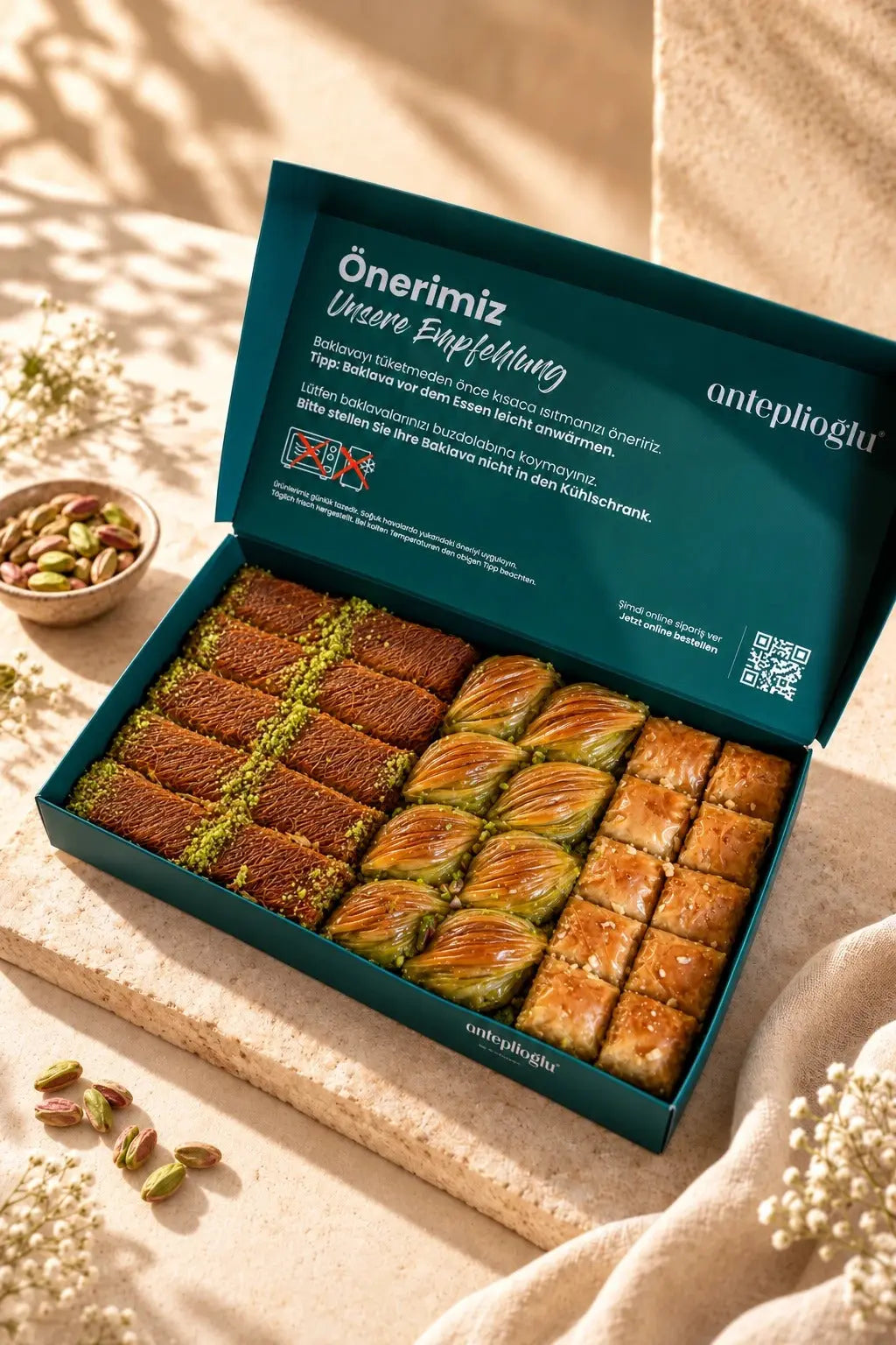 Gemischte Baklava Box – Kadayıf, Midye & Walnuss