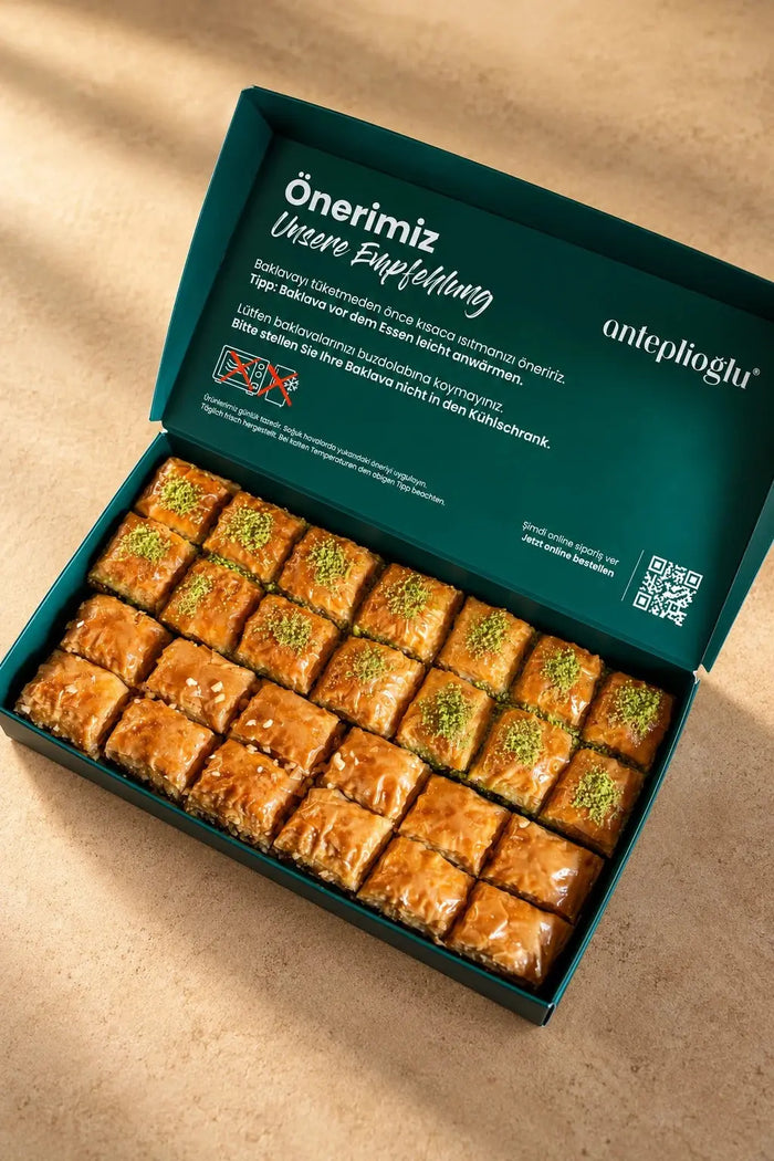 Baklava-Mix Box | Pistazien & Walnuss